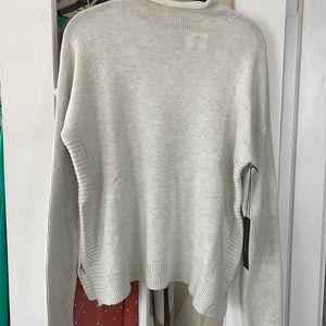 Tahari sweater